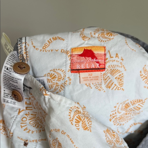 Tommy Bahama Men's Gray Casual Shorts - Picture 6 of 8